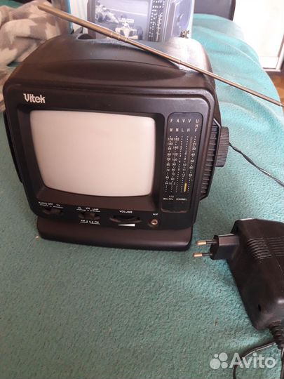 Телевизор Vitek маленький