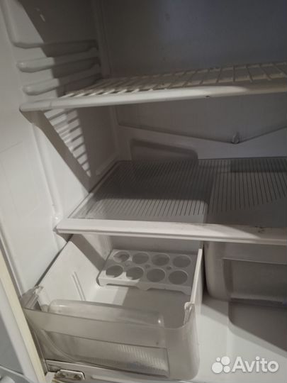 Холодильник indazit в отличном состоянии
