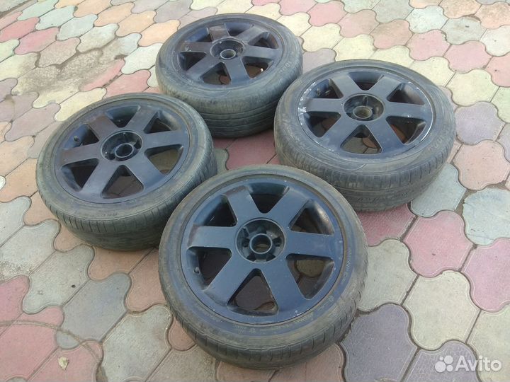 Комплект колес Audi TT mk1 R17 5x100 7.5J ET32