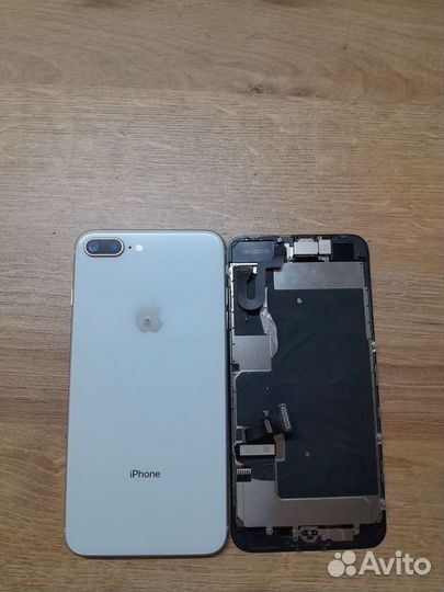 iPhone 8 Plus, 64 ГБ