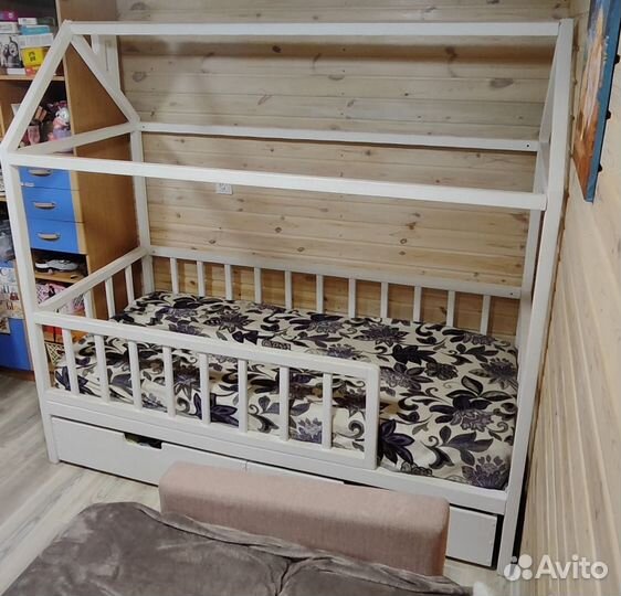 Детская кровать