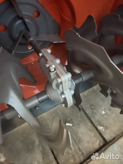 Снегоуборщик husqvarna ST 124