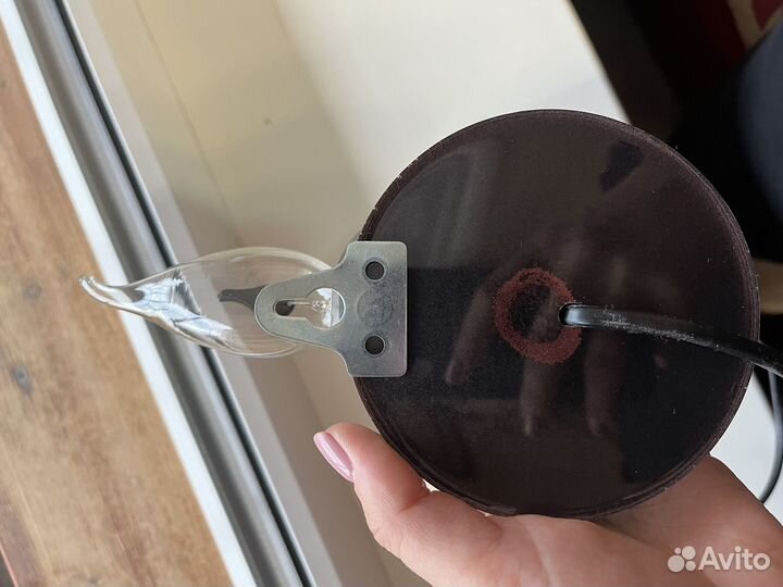 Череп-бра настенный