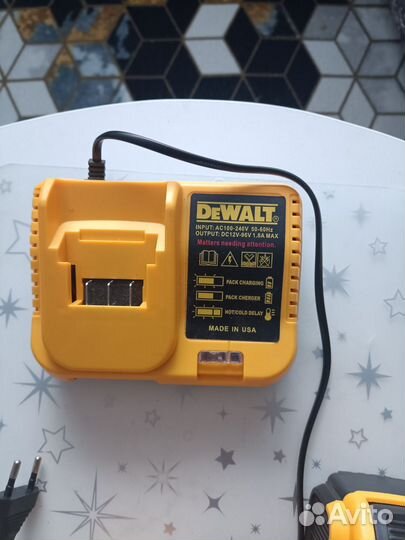 Шуруповерт dewalt 18v бу