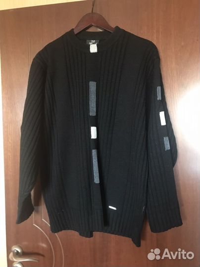 Мужской вязаный свитер