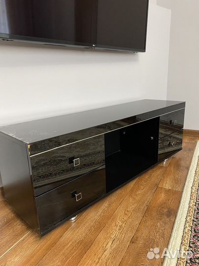 Тумба под тв