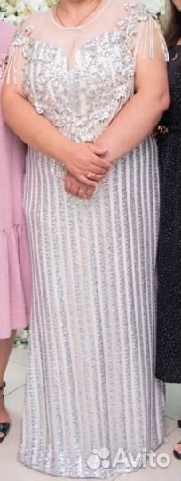 Вечернее платье