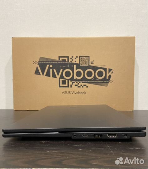 Ноутбук Asus Vivobook Go 15 (e1504fa-bq040W)