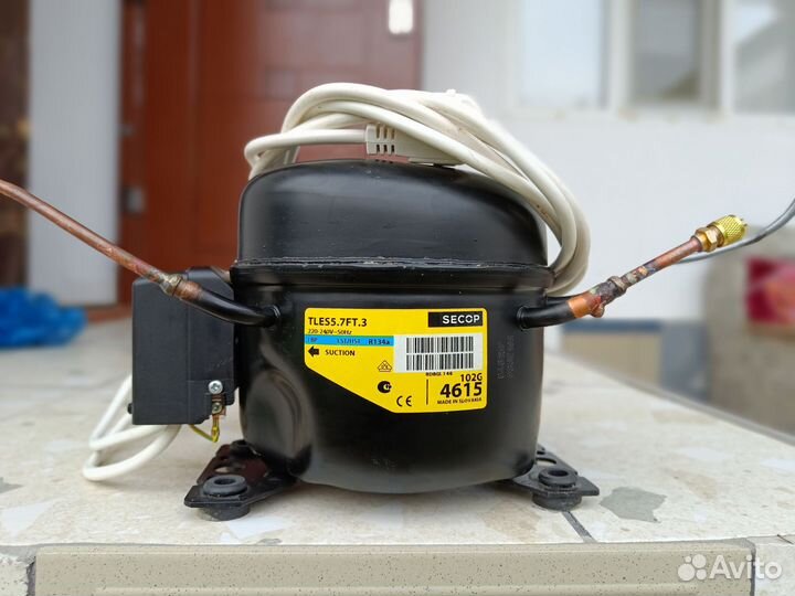 Компрессор для холодильника Tles