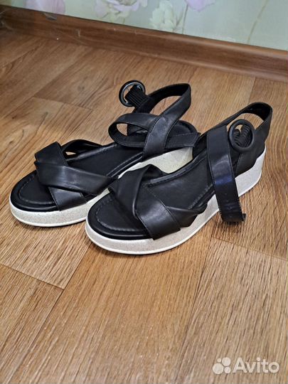 Обувь женская