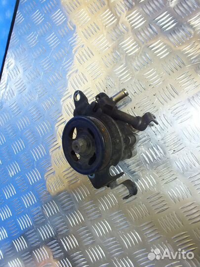 Насос Гур гидроусилитель Nissam March Cube