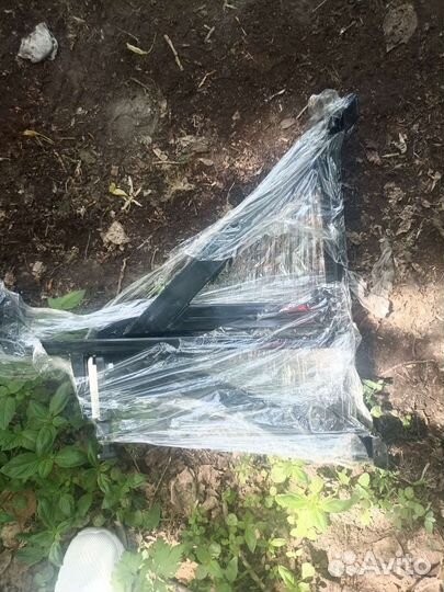 Кронштейн запасного колеса largus