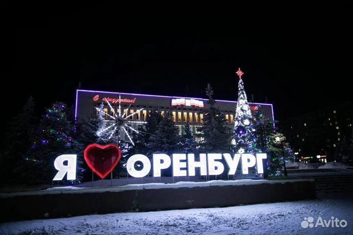 Украшение домов, контурная подсветка дома