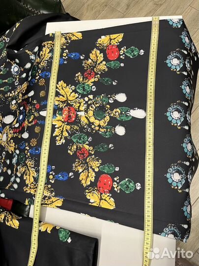 Бомбер плащ Blumarine 44 Италия