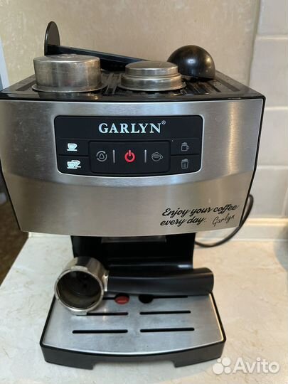 Кофемашина Кофеварка рожковая garlyn