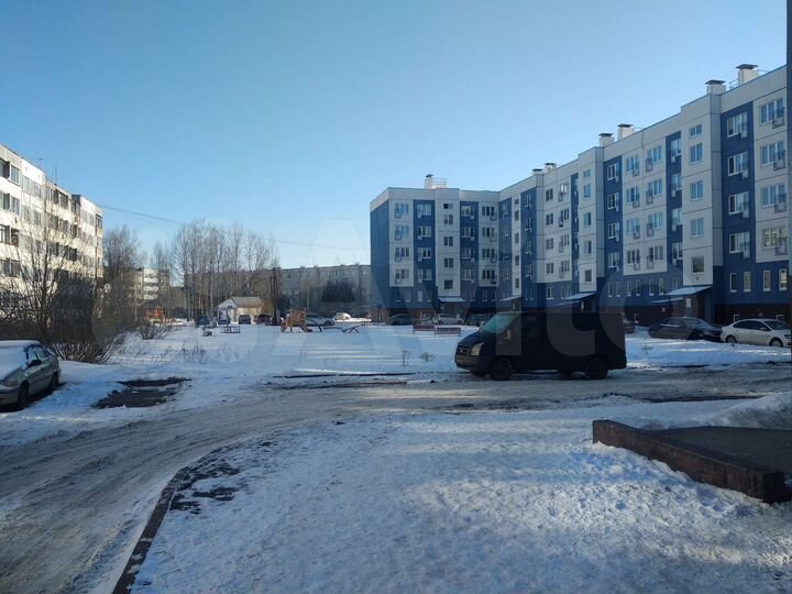 2-к. квартира, 52 м², 3/5 эт.