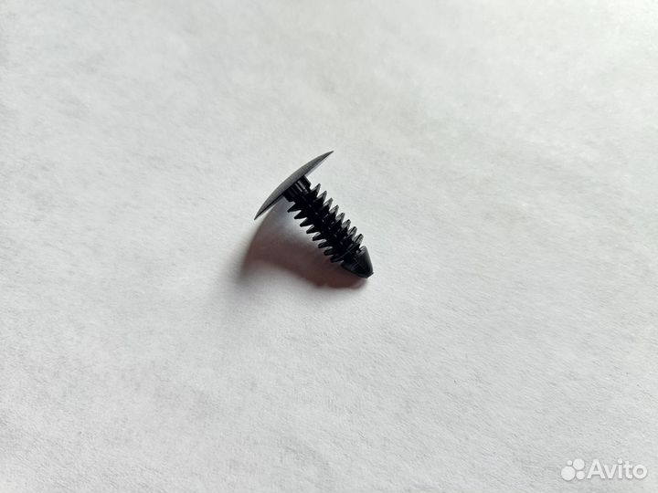 Клипсы для автомобилей Honda