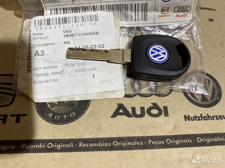 Ключ зажигания Volkswagen Новый 3B0837219aminb