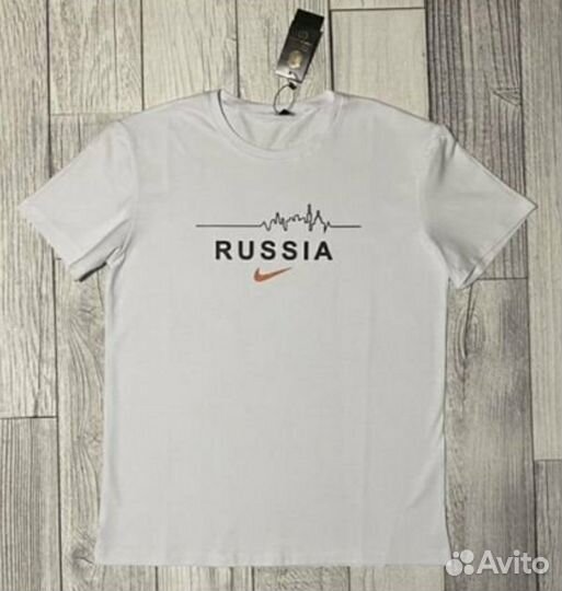 Футболка новая