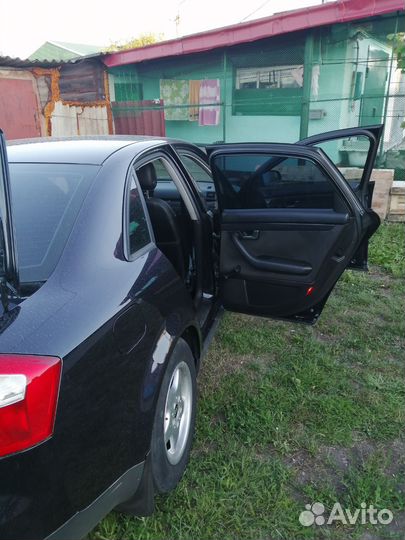 Audi A4 1.6 МТ, 2001, 303 000 км