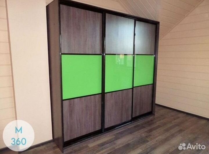 Распашной шкаф