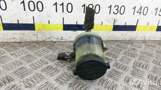 Бачок гу toyota RAV 4 ZCA2 (99G13NO01)