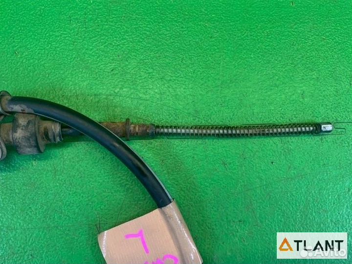 Тросик ручника задняя левая mitsubishi delica D:5