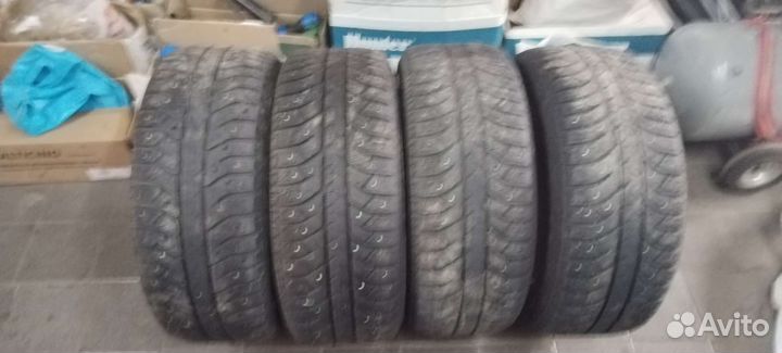 Bridgestone Ice Cruiser 7000 235/55 R17