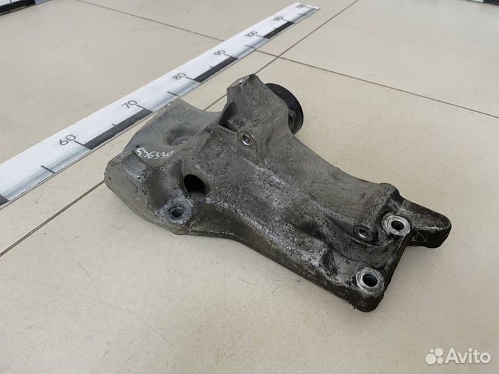 Кронштейн генератора Skoda Fabia 6Y 1999-2007