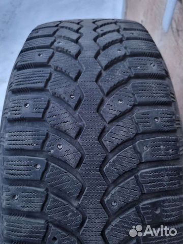 Bridgestone Blizzak Ice 215/60 R16