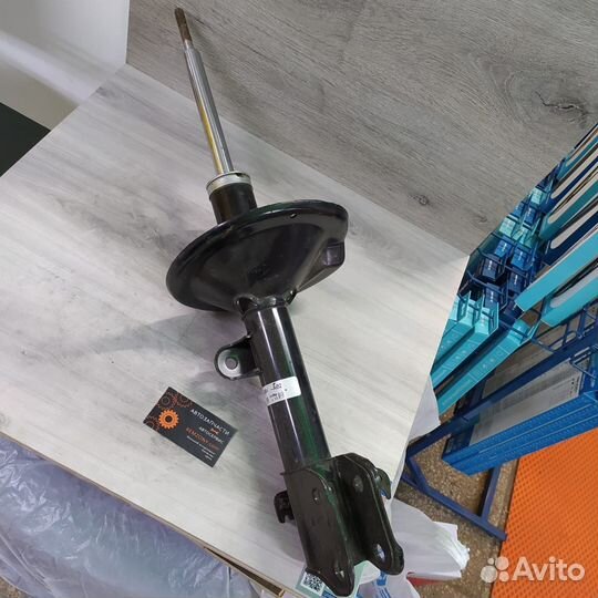 Амортизатор передний Acura Mdx, Honda Pilot