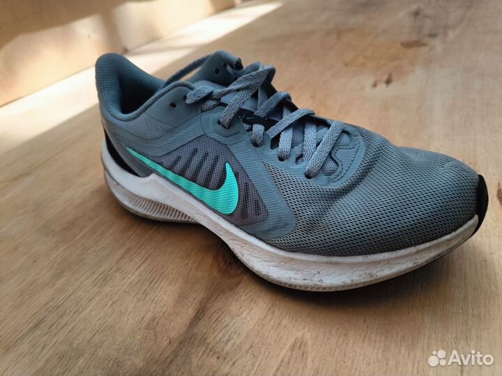 Кроссовки Nike Downshifter 10 женские размер 37,5