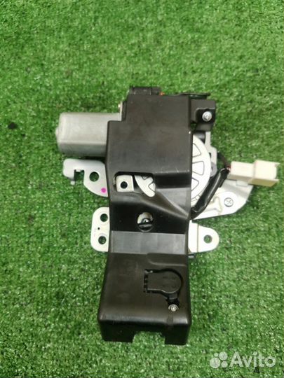 Замок багажника задний Mazda 6 GH 2.0 LF 2011