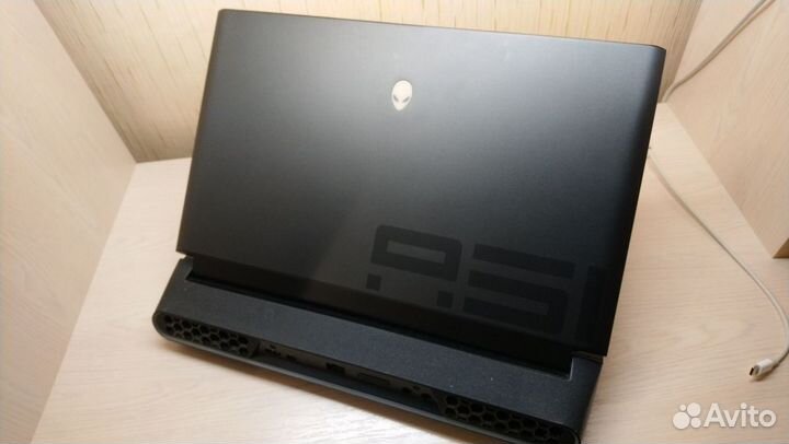 Alienware Area - 51m R2