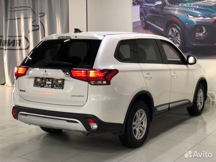 Mitsubishi Outlander 2.0 CVT, 2019, 89 337 км