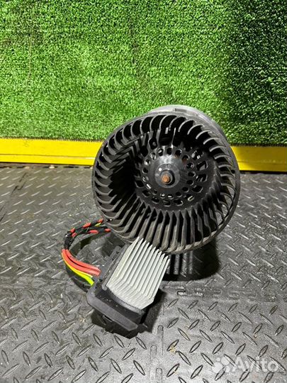 Моторчик печки Peugeot 208 2014