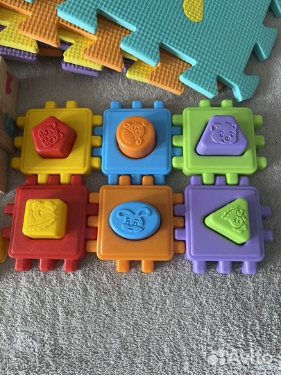 Детские развивающие игрушки пакетом