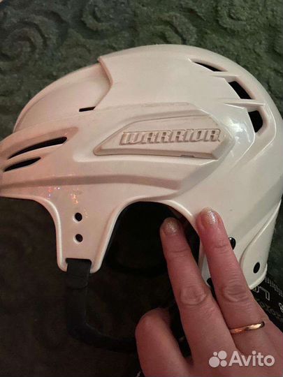 Шлем хоккейный warrior crown 360. Щитки хоккейные