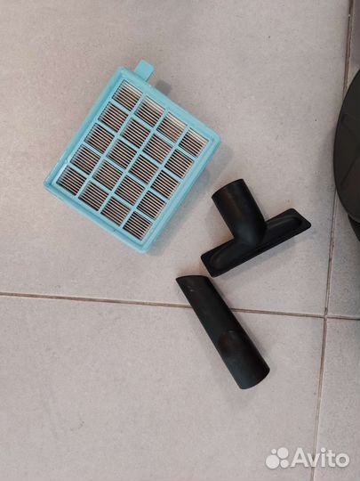 Пылесос Philips FC8472 PowerPro Compact