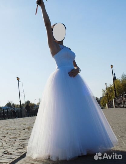 Красивое свадебное платье