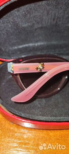 Солнечные очки женские