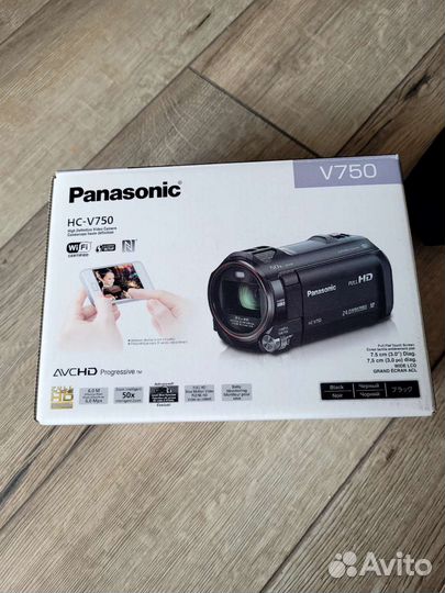 Цифровая HD видеокамера Panasonic HC-V750