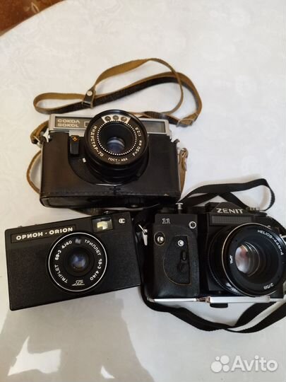 Плёночные фотоаппараты Зенит 11, Орион и Сокол