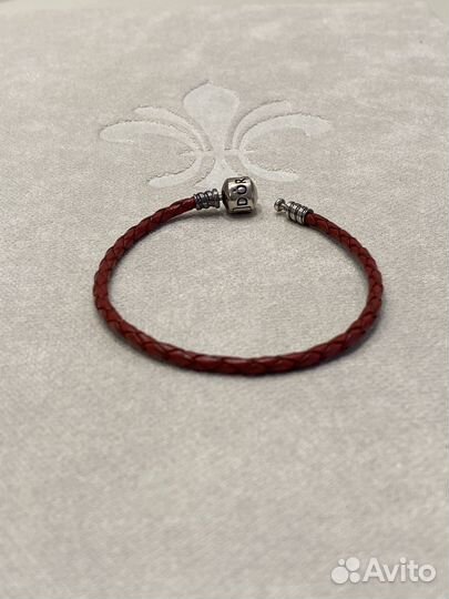 Украшение шарм