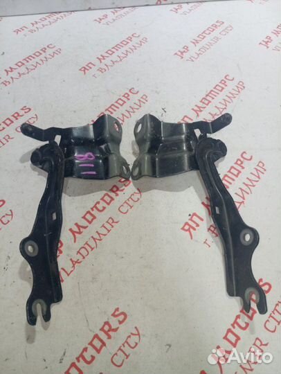 Петля капота передняя Mazda 3 Bl хетчбек PE 2.0