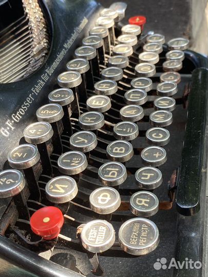 Немецкая печатная машинка Groma model T