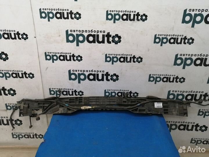 Кронштейн заднего бампера центральный 52615-60030