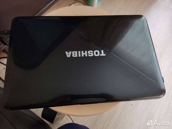 Ноутбук toshiba satellite c850-D8K