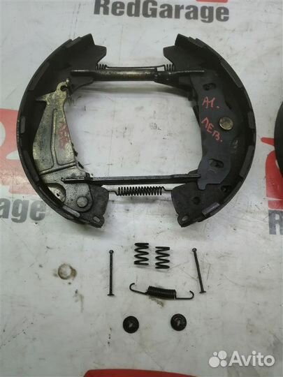 Механизм стояночного тормоза Hyundai Starex A1