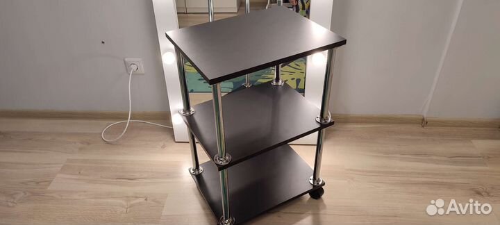 Тележка косметологическая